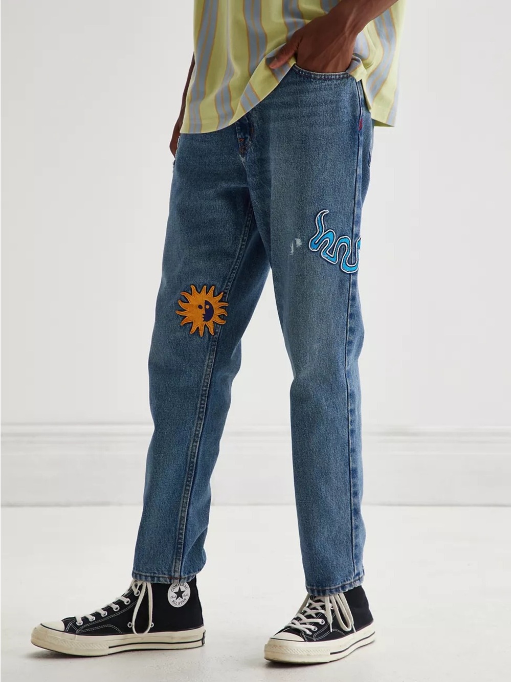 Urban Outfitters BDG Dad Slim Tapered Patch Jeans 30x32 Retro Embroidered